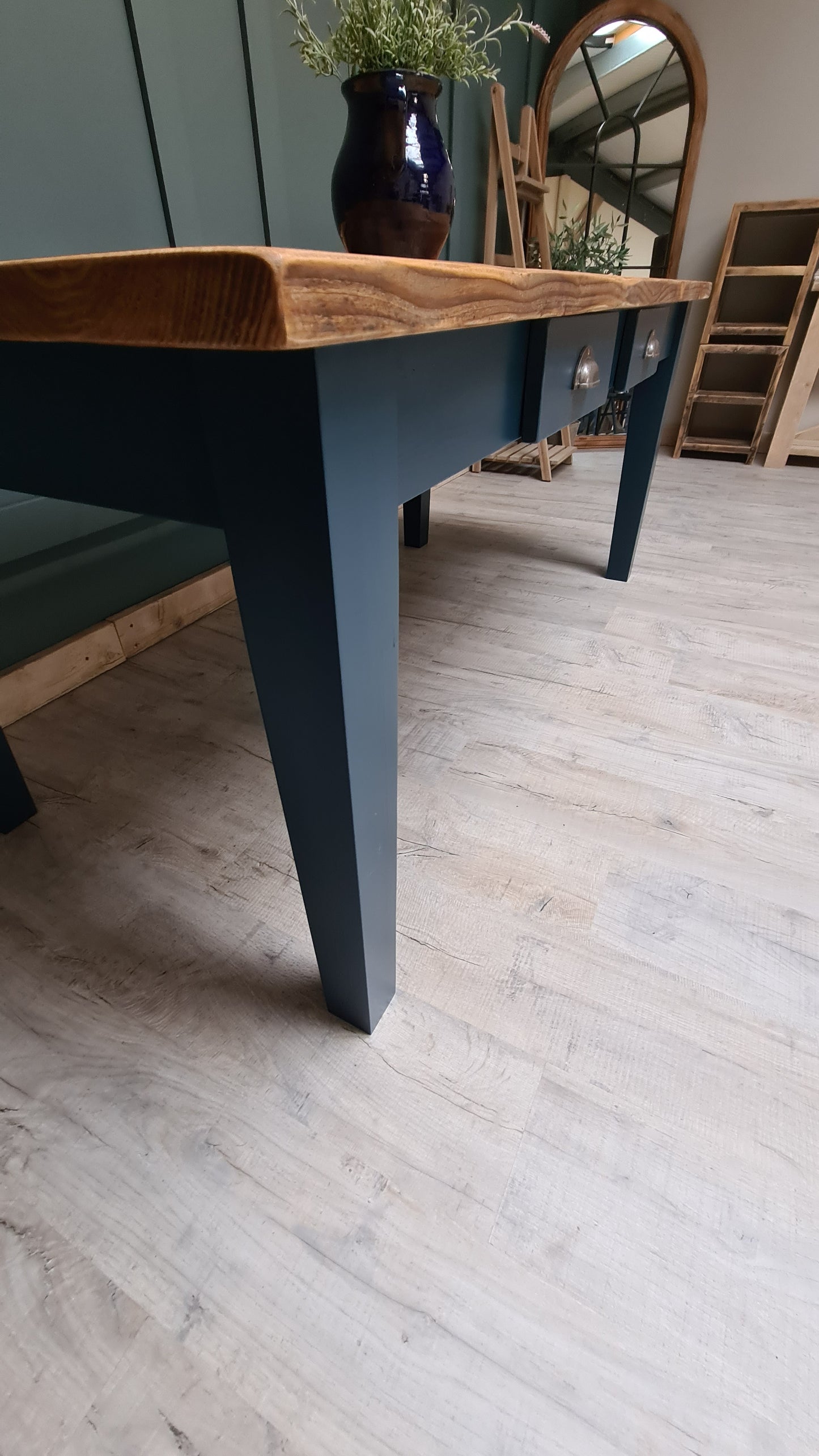 The 'Winchcombe' (pictured with the clear wax finish)