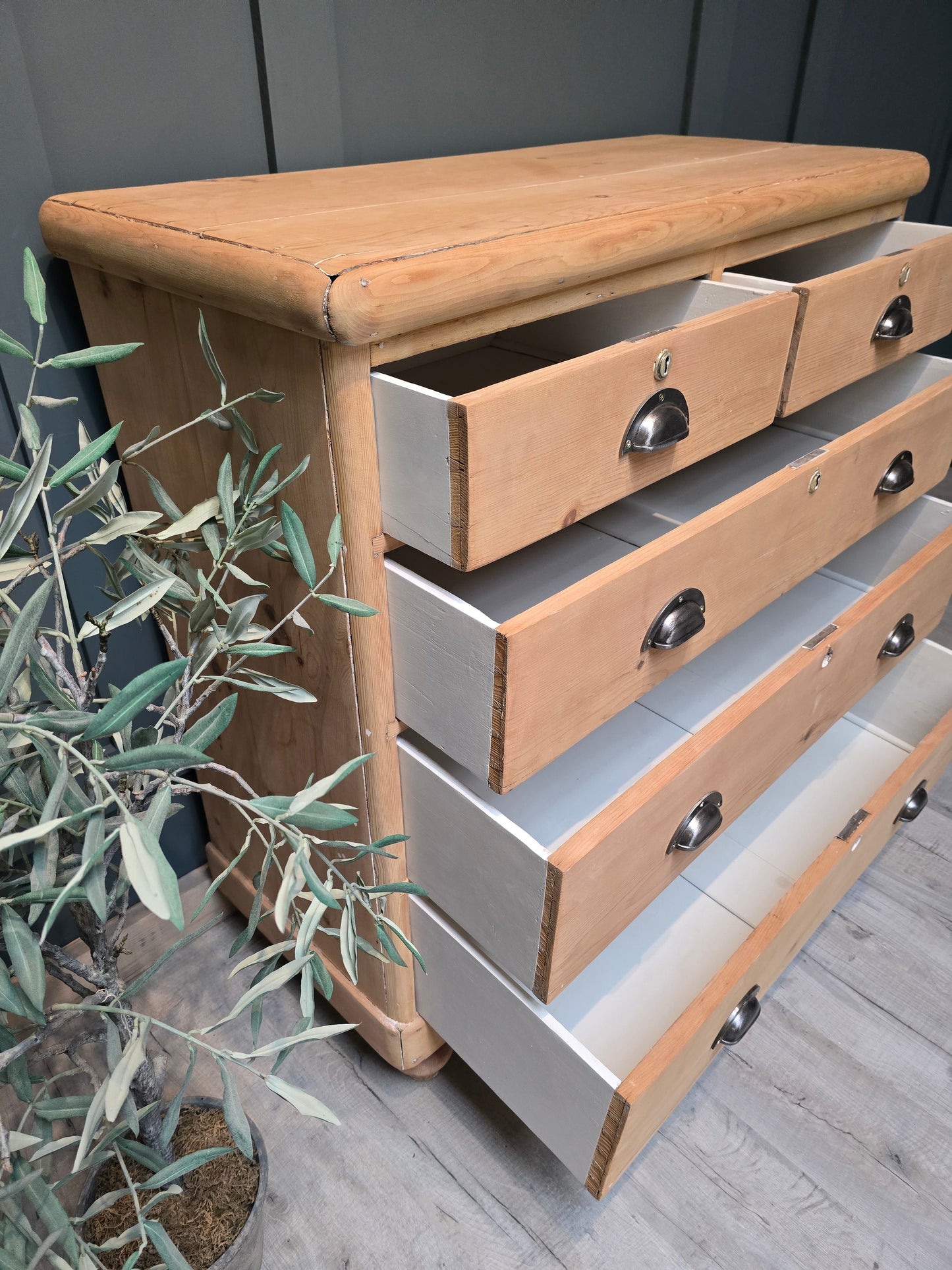 Antique pine chest of drawers - SOLD