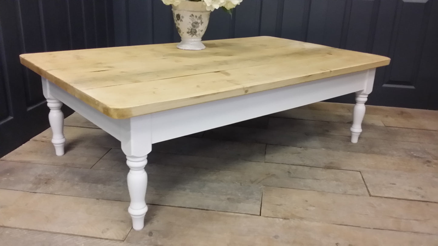 farmhouse coffee table - Country Life Furniture - Quality Interiors