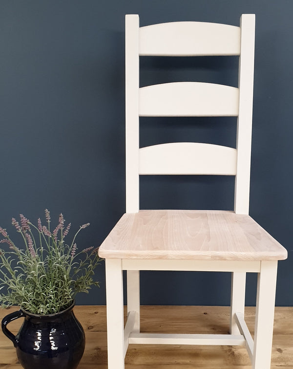 farmhouse ladderback chairs