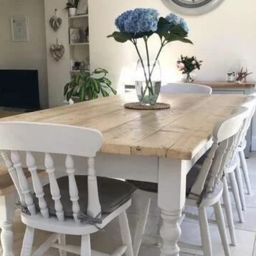 The benefits of buying a reclaimed wood dining table