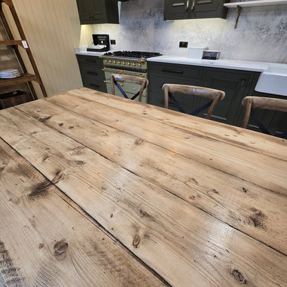 The 'Cedarhurst' (pictured with the rustic pine finish)