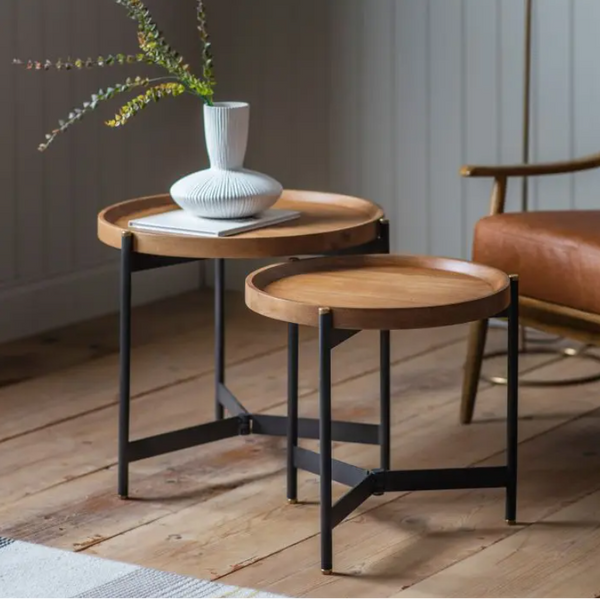 Dakota nest of 2 tables