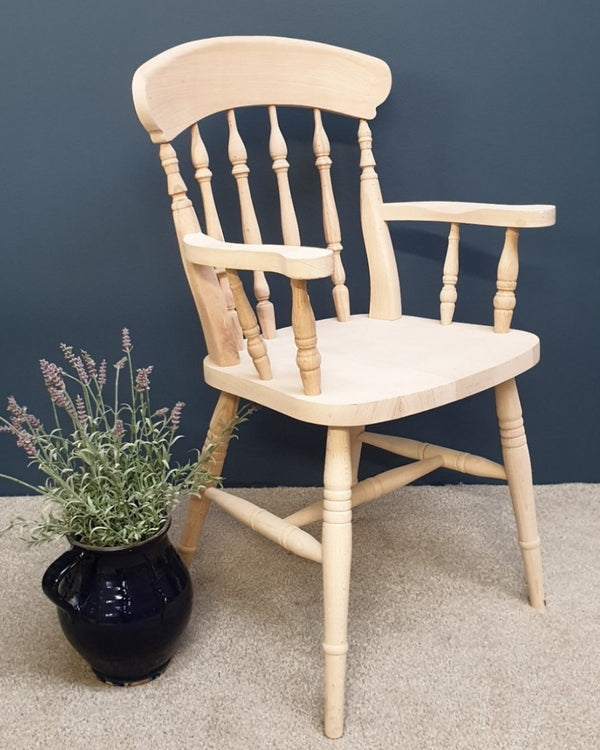 Spindle carver chair