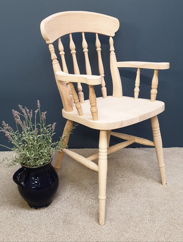 Spindle carver chair