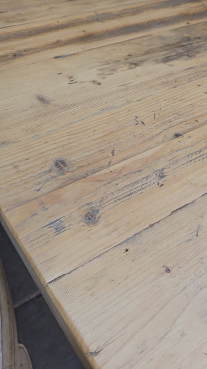 The 'Cedarhurst' (pictured with the rustic pine finish)