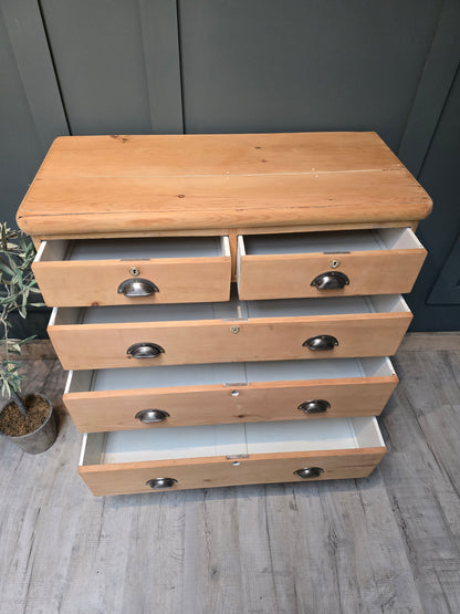 Antique pine chest of drawers - SOLD