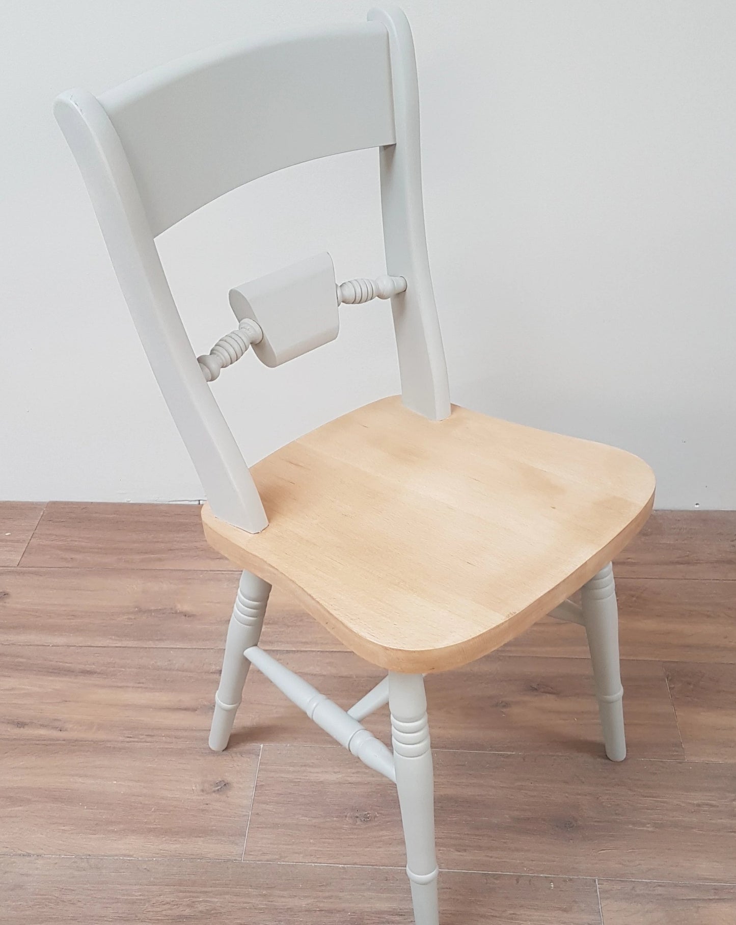 The Barback farmhouse Chair
