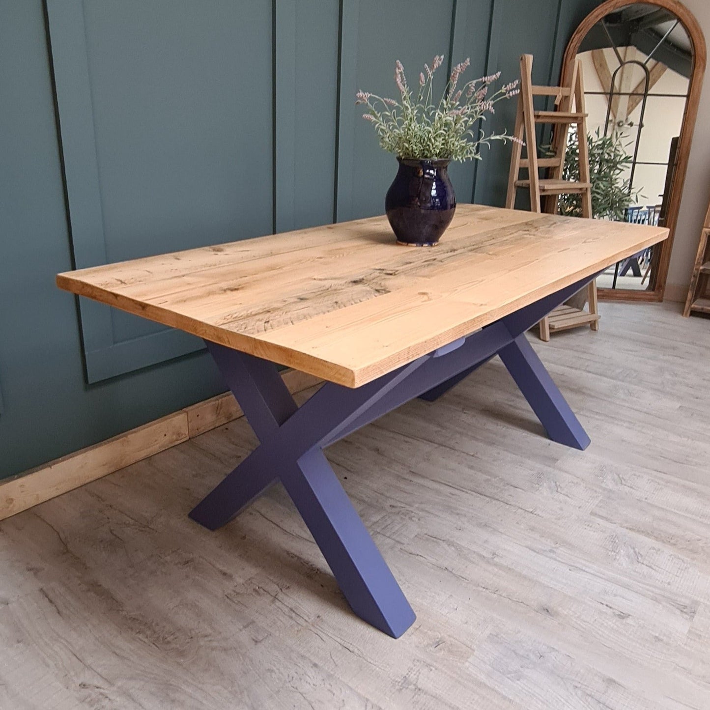 Trestle table - Square legs